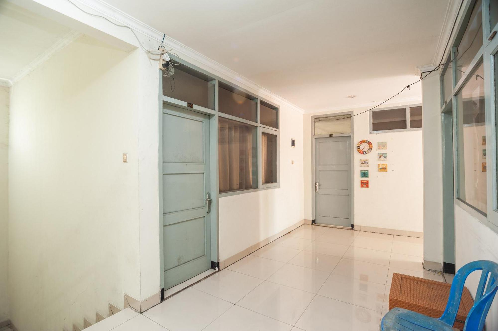 Reddoorz Plus Near Rs Pmi Богор Екстер'єр фото