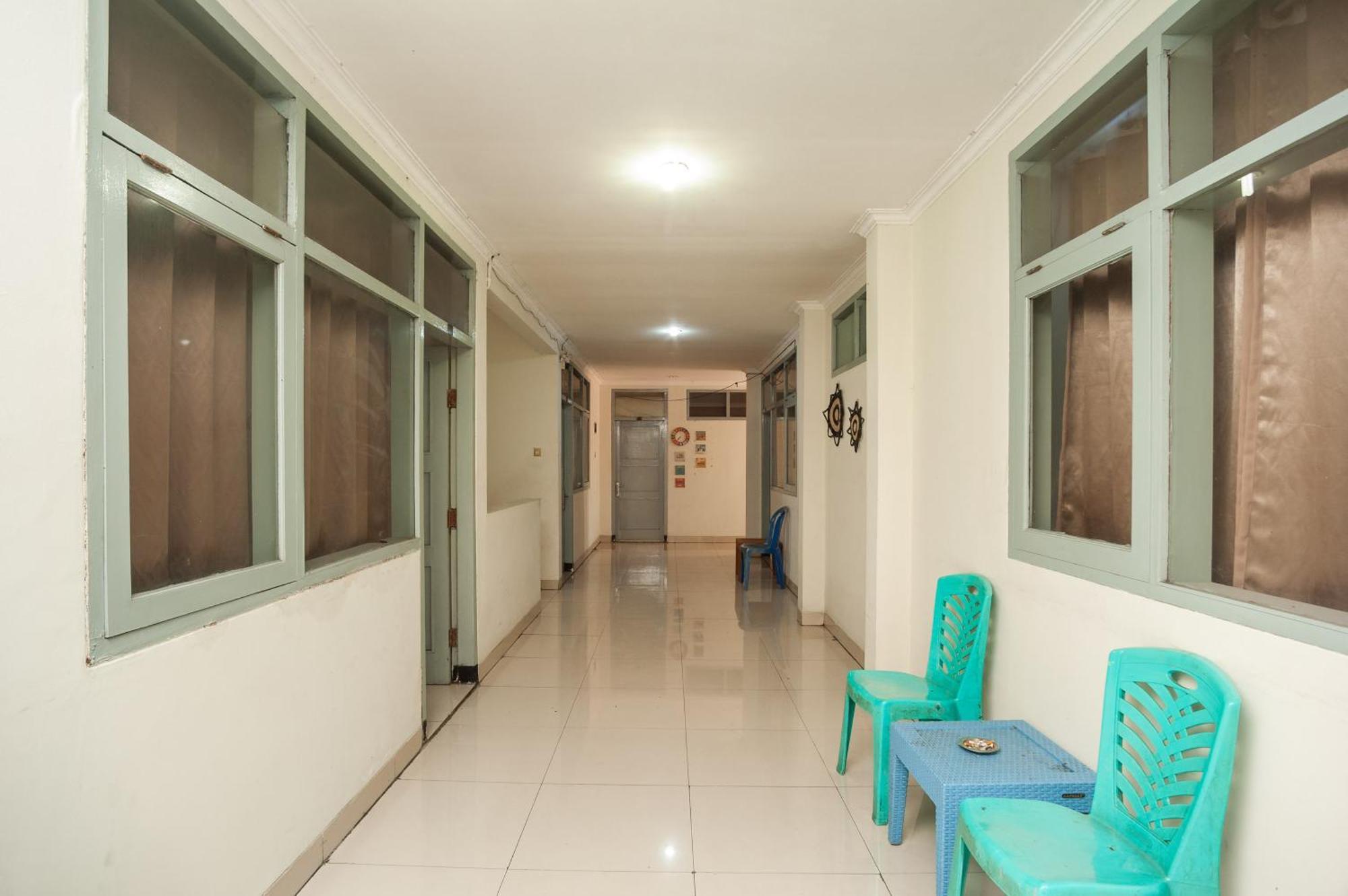 Reddoorz Plus Near Rs Pmi Богор Екстер'єр фото